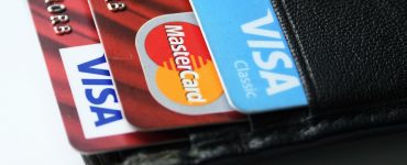 Где можно обменять гривны на рубли между картами Visa/MC